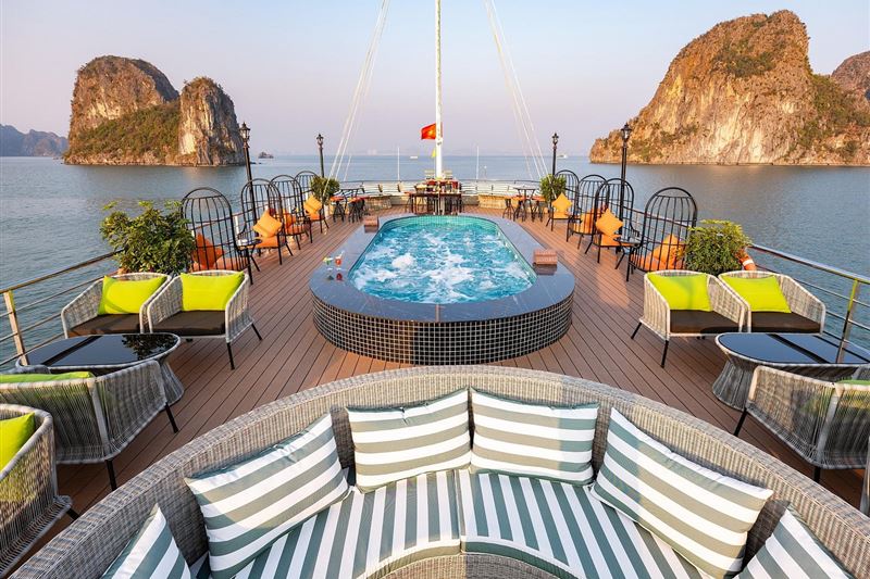 Amethyst Daily Cruise - 1 Day Luxury Halong Bay Tour from Hanoi